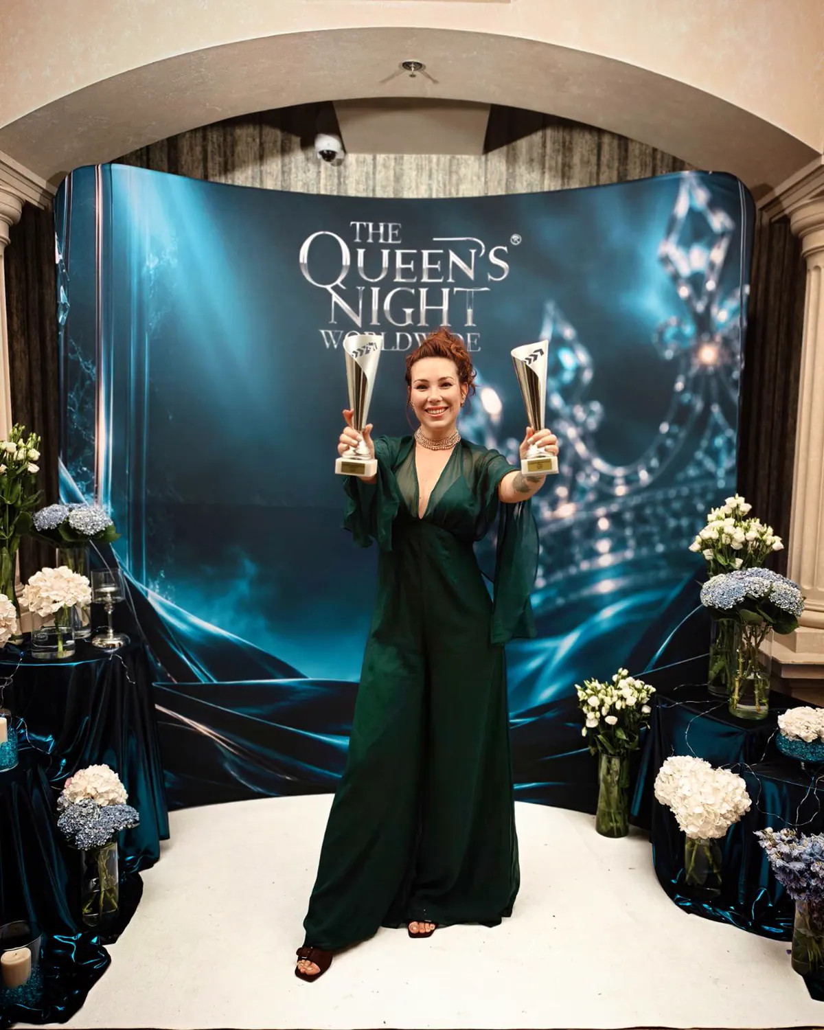 Gelner-Sziráki Dorina a két ezüstkupával a The Queen's Night Worldwide Hungary 2026 versenyen