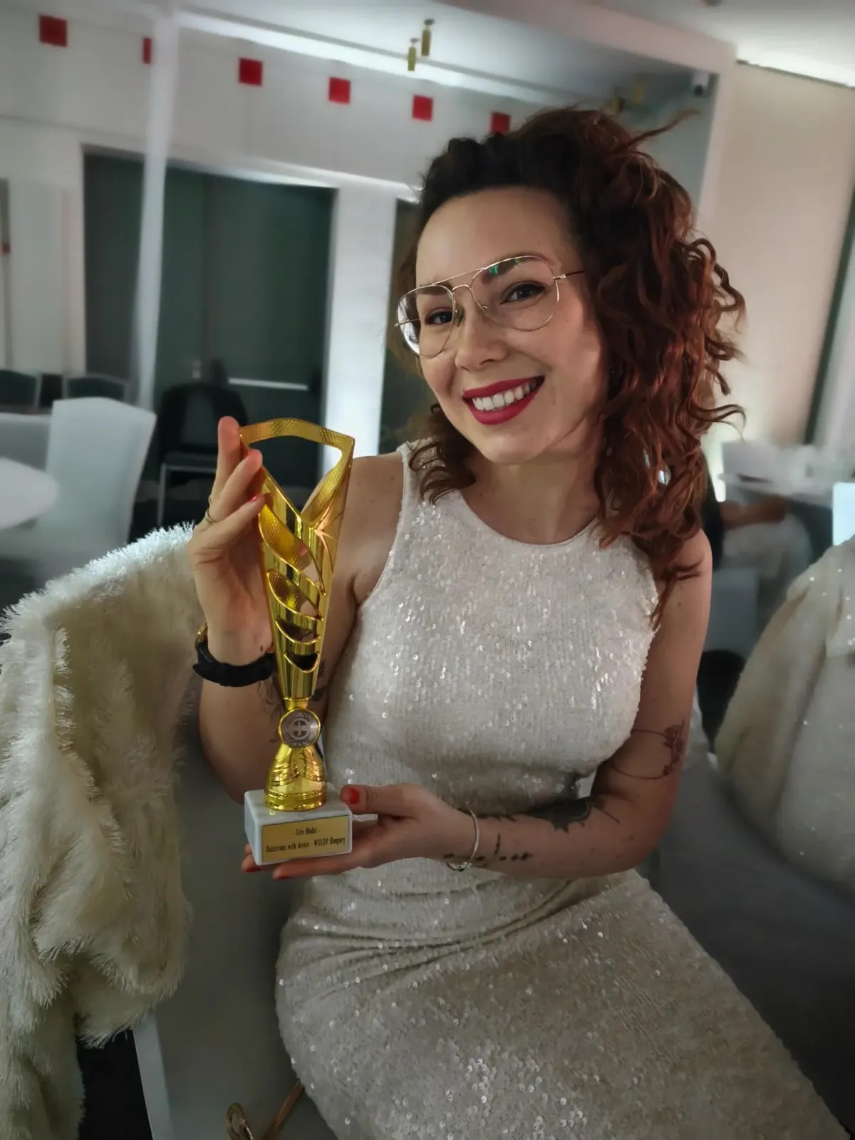 Gelner-Sziráki Dorina a kupájával a WULOP Hungary 2026 versenyen
